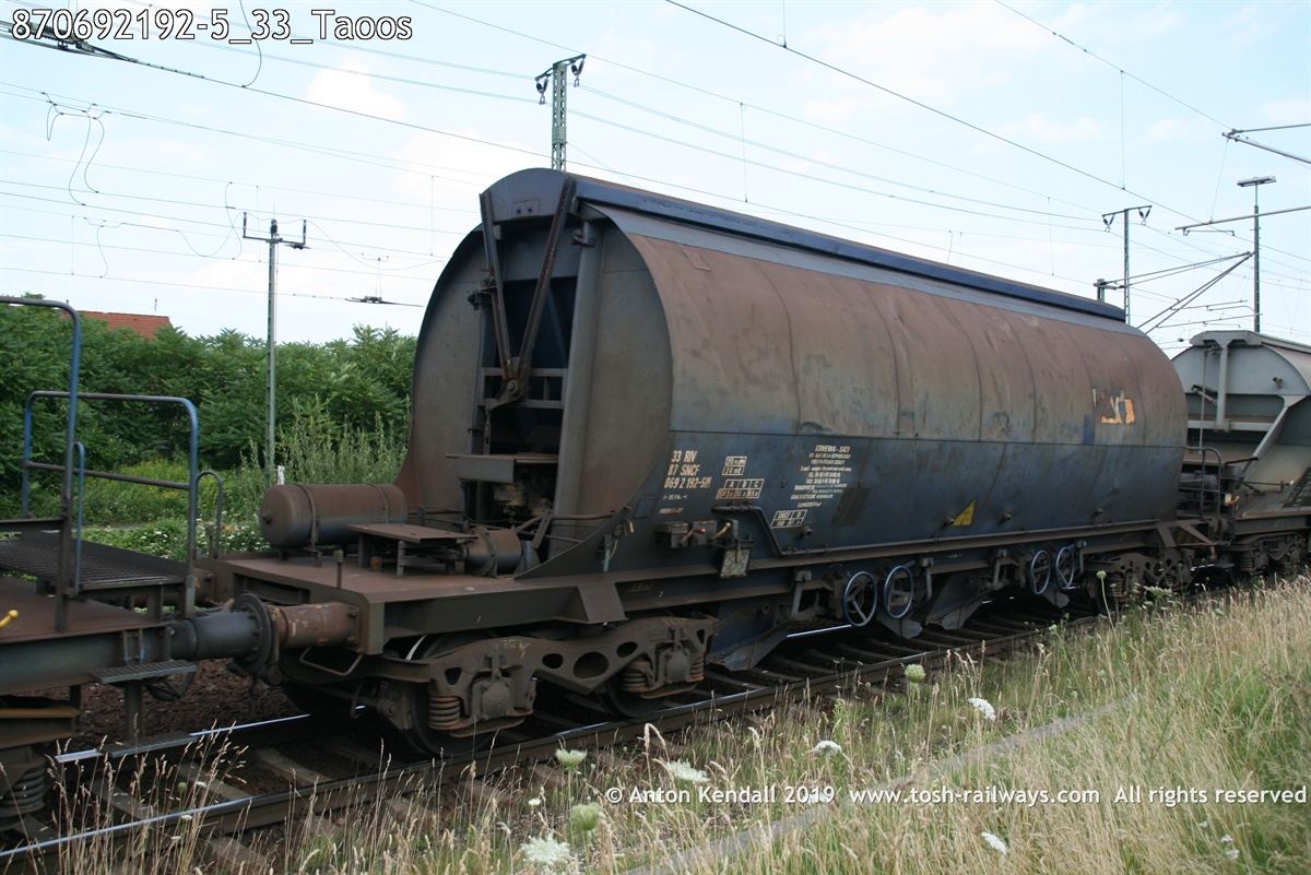 870692192-5_33_Taoos.jpg